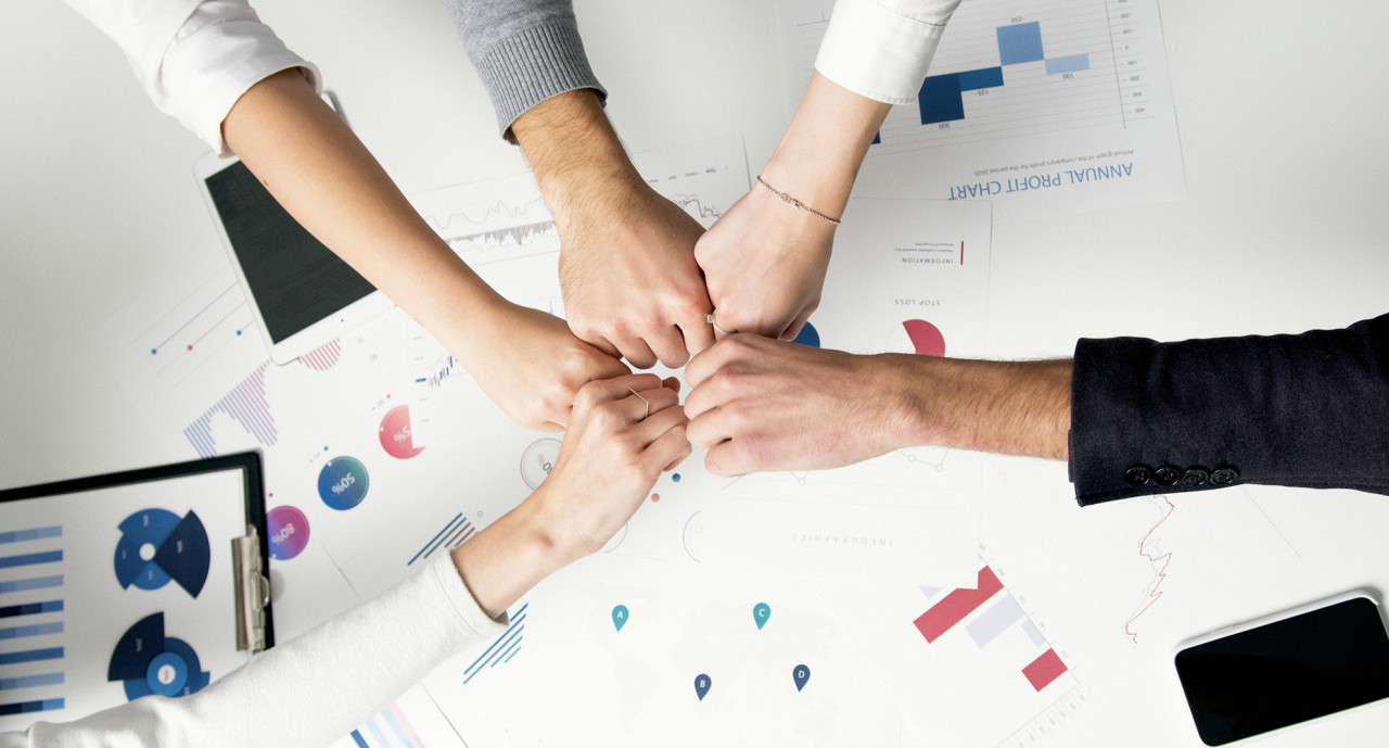 Con hechos o con babas