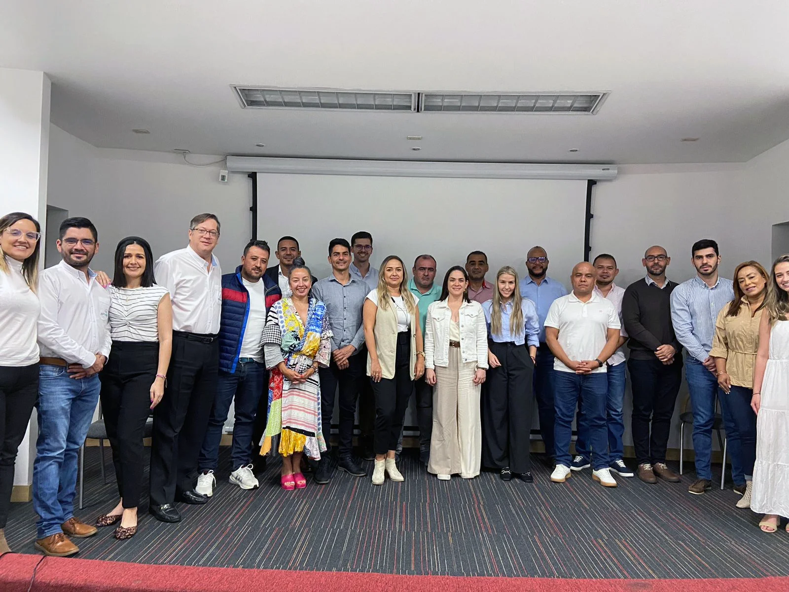 MesaMIneriaEnncuentroMedellin 1 346a4